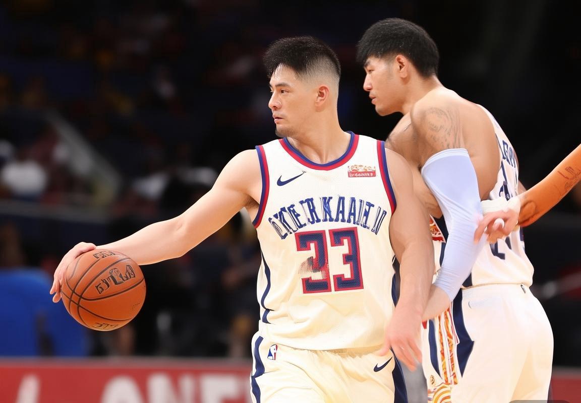 雷霆VS篮网：雷霆青年军主场逆袭，篮网需调整策略备战季后赛